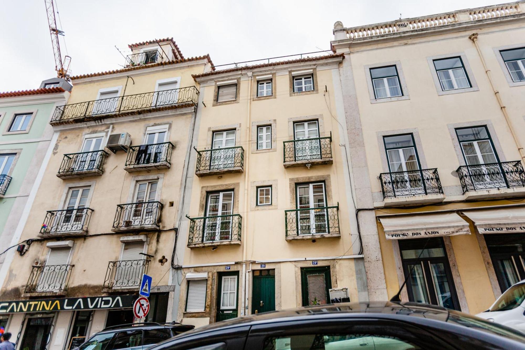 Visit Lisbon 4Fun - Anjos Apartment エクステリア 写真