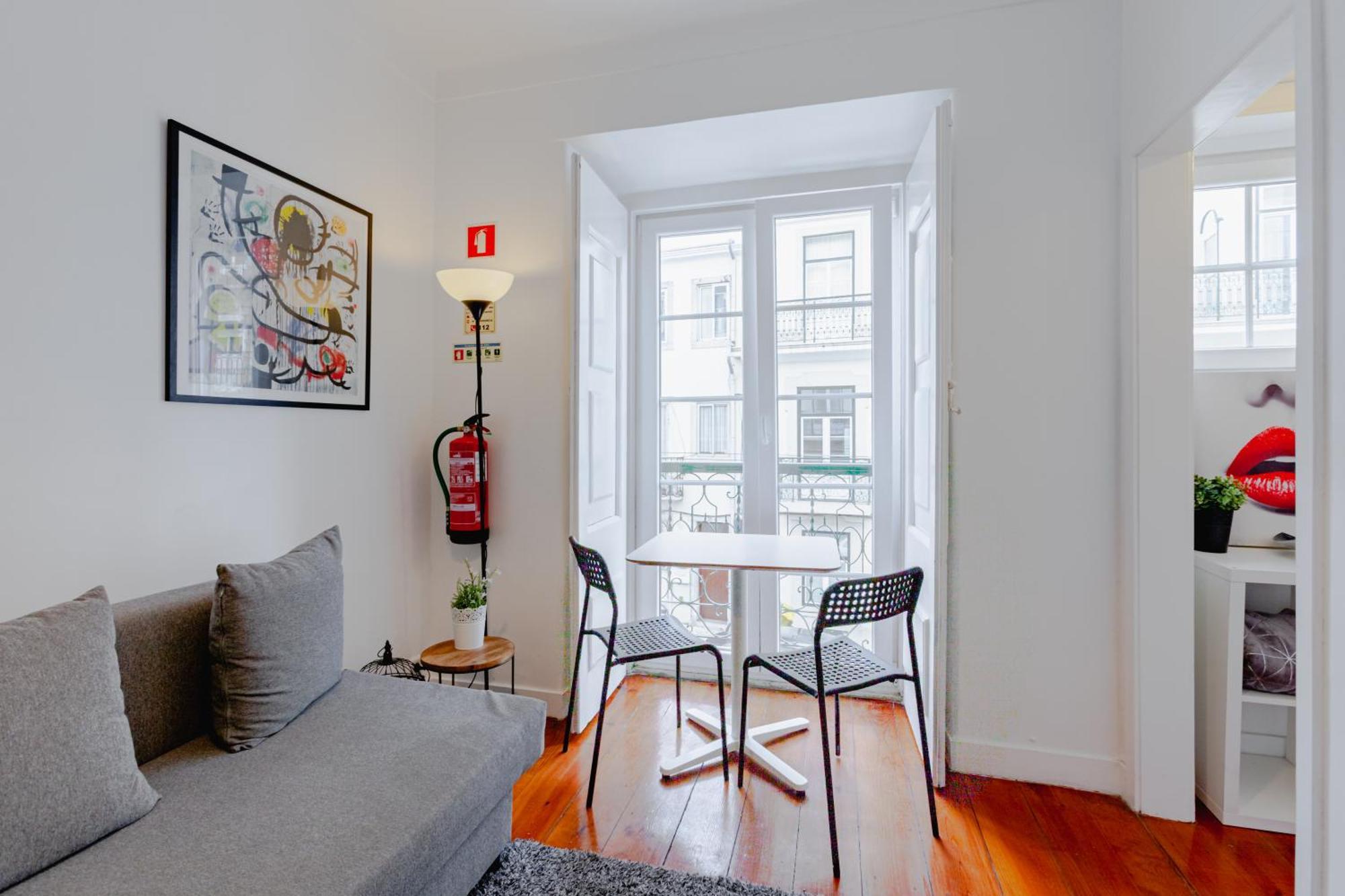 Visit Lisbon 4Fun - Anjos Apartment エクステリア 写真