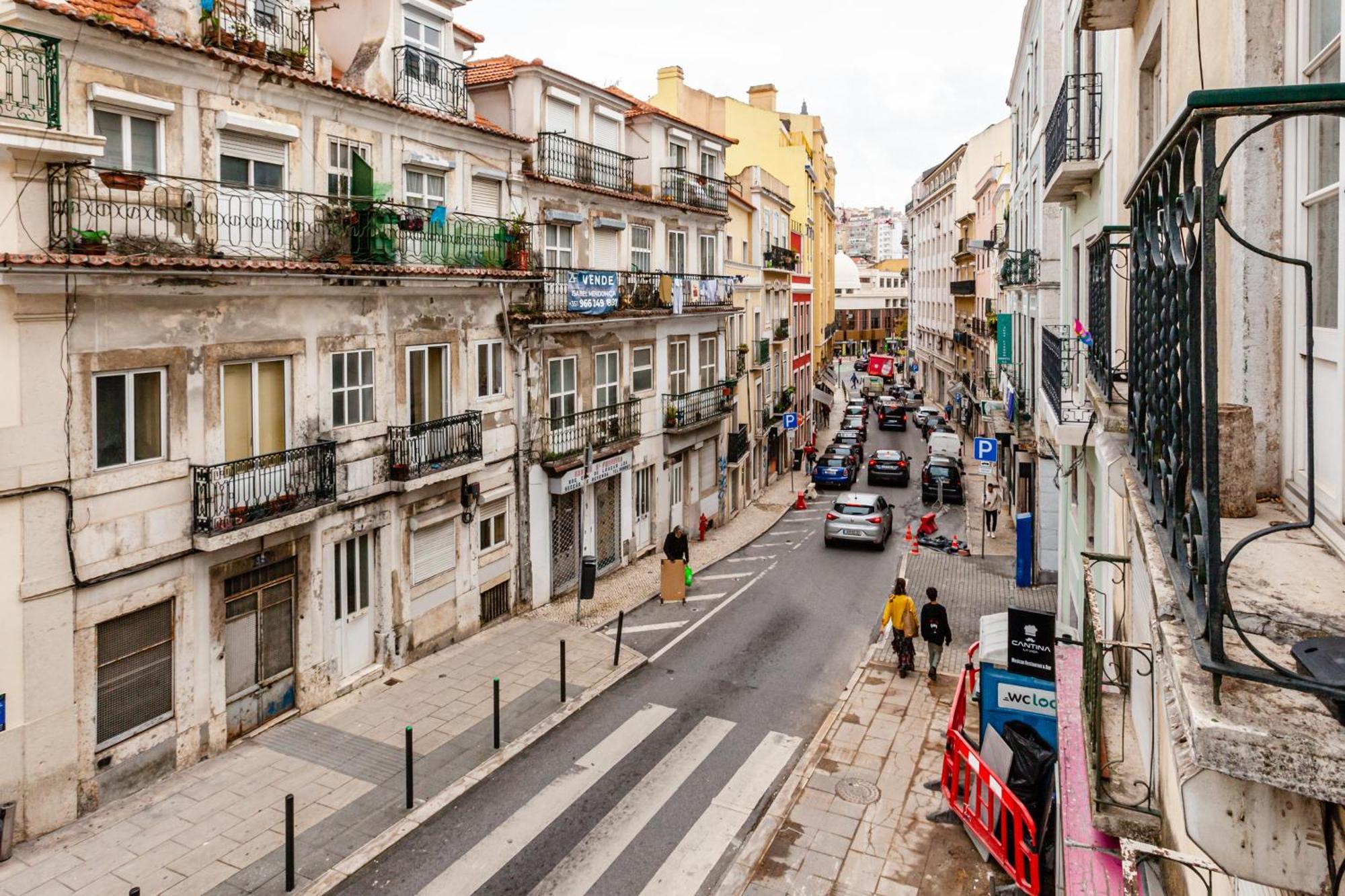 Visit Lisbon 4Fun - Anjos Apartment エクステリア 写真